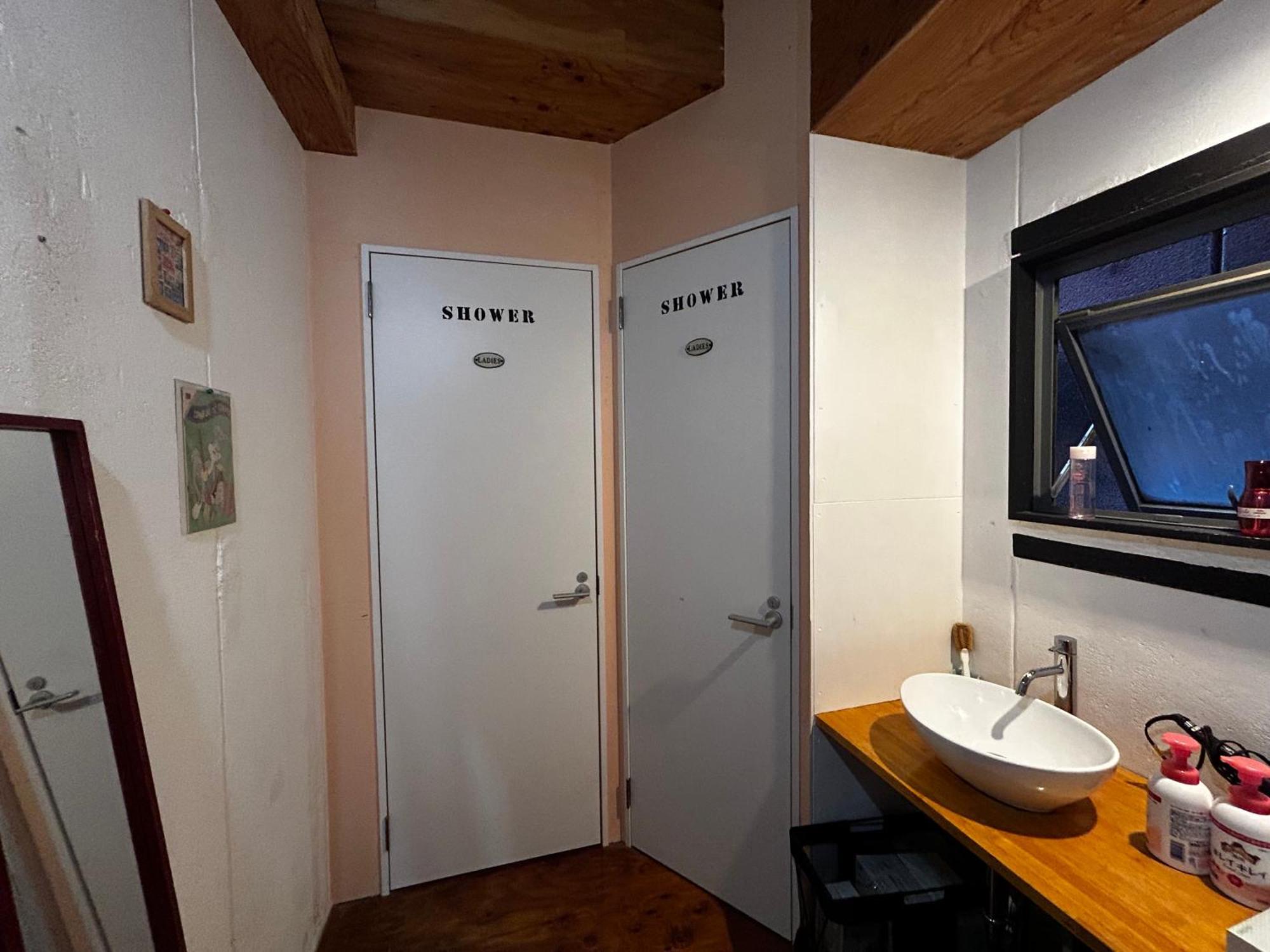 Hostel Bedgasm Токио Экстерьер фото