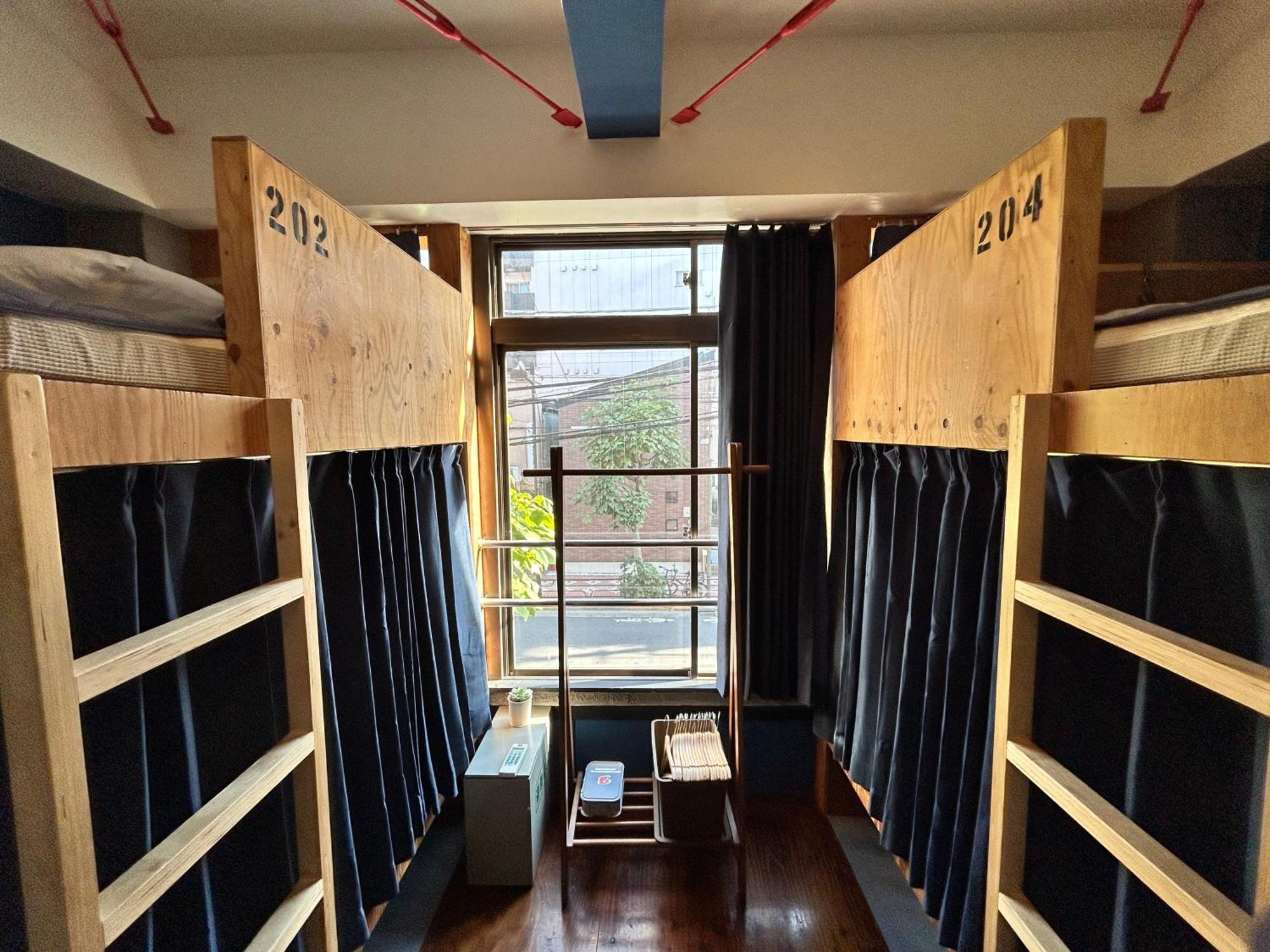 Hostel Bedgasm Токио Экстерьер фото